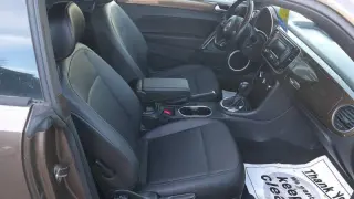 2012 Volkswagen Beetle 2.5L PZEV