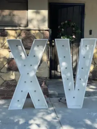 Marquee numbers 4ft