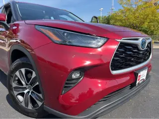 Gold Certified2022 Toyota Highlander Hybrid XLE