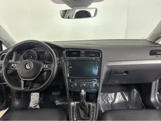 2019 Volkswagen Golf SportWagen SE