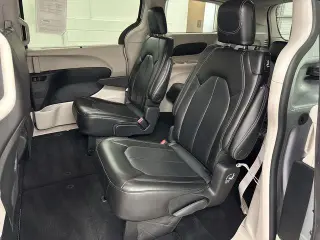 Chrysler Pacifica 2023 Touring L 4dr Mini-Van