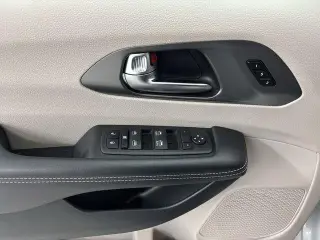 Chrysler Pacifica 2023 Touring L 4dr Mini-Van