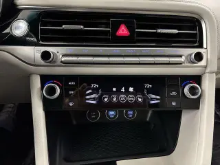 Genesis G70 2024 2.5T Standard 4dr Sedan