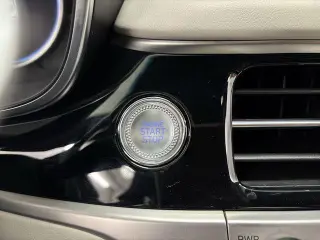 Genesis G70 2024 2.5T Standard 4dr Sedan