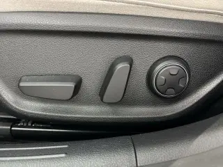 Genesis G70 2024 2.5T Standard 4dr Sedan