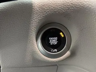 Chrysler Pacifica Plug-In Hybrid 2023 Touring L 4dr Mini-Van