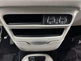 Chrysler Pacifica Plug-In Hybrid 2023 Touring L 4dr Mini-Van