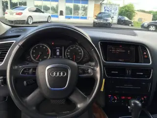 2011 Audi Q5 2.0T quattro Premium Plus