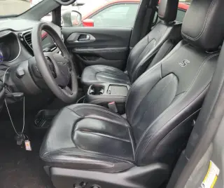 2022 Chrysler Pacifica Hybrid Touring L