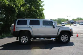 2007 HUMMER H3 Luxury