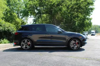 2014 Porsche Cayenne GTS