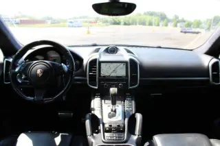 2014 Porsche Cayenne GTS