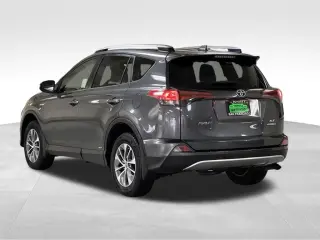 2017 Toyota RAV4 Hybrid XLE