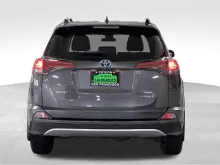 2017 Toyota RAV4 Hybrid XLE