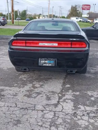 2012 Dodge Challenger SXT