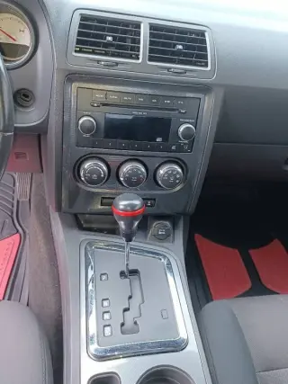 2012 Dodge Challenger SXT