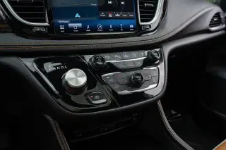 Chrysler Pacifica 2021 AWD Pinnacle 4dr Mini-Van
