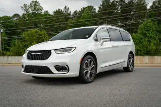Chrysler Pacifica 2021 AWD Pinnacle 4dr Mini-Van
