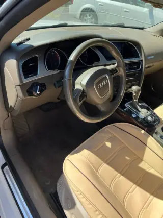 2011 Audi A5 2.0T quattro Prestige