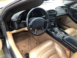 2004 Chevrolet Corvette