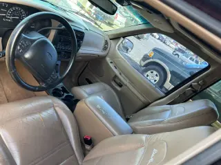 1999 Ford Explorer Eddie Bauer
