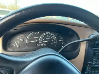 1999 Ford Explorer Eddie Bauer