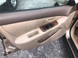 1999 Lexus ES 300