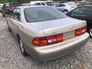 1999 Lexus ES 300