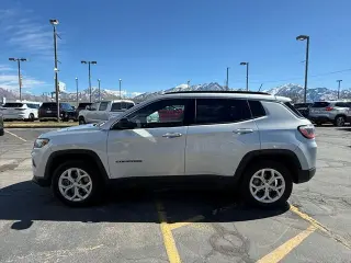 Jeep Compass 2024 4x4 Latitude 4dr SUV