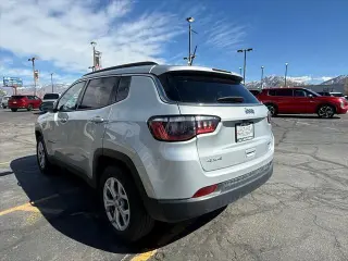 Jeep Compass 2024 4x4 Latitude 4dr SUV