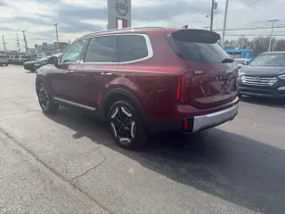 Kia Telluride 2024 AWD S 4dr SUV