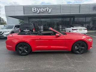 Ford Mustang 2016 V6 2dr Convertible