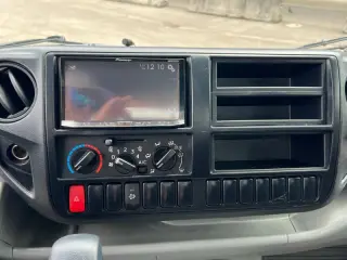 2017 Hino 195