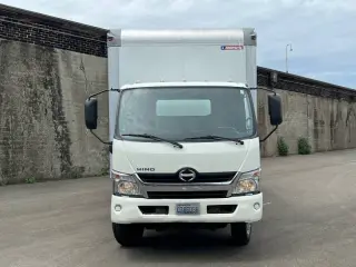 2017 Hino 195