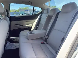 Nissan Altima 2023 2.5 SV 4dr Sedan