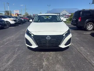 Nissan Altima 2023 2.5 SV 4dr Sedan