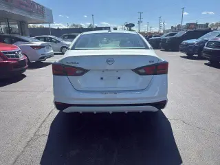 Nissan Altima 2023 2.5 SV 4dr Sedan