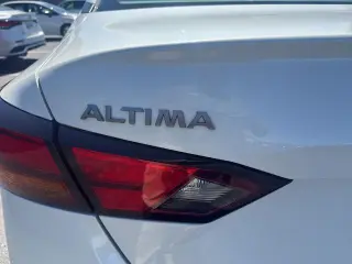 Nissan Altima 2023 2.5 SV 4dr Sedan