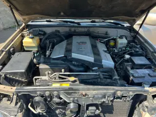 2000 Lexus LX 470