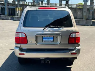 2000 Lexus LX 470