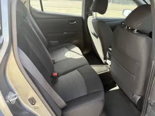 2021 Nissan LEAF S PLUS