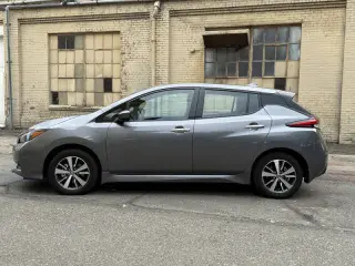 2021 Nissan LEAF S PLUS