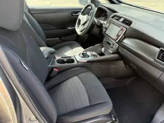 2021 Nissan LEAF S PLUS