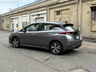2021 Nissan LEAF S PLUS