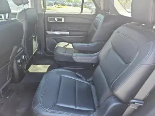 Ford Explorer 2022 AWD XLT 4dr SUV