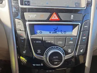 Hyundai ELANTRA GT 2013 4dr Hatchback 6M