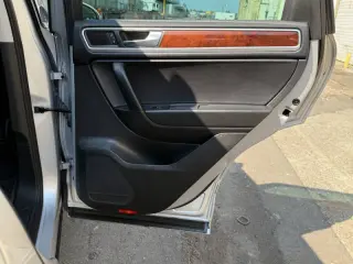 2012 Volkswagen Touareg VR6 Sport