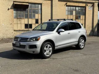 2012 Volkswagen Touareg VR6 Sport