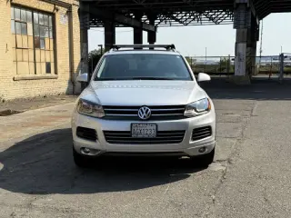 2012 Volkswagen Touareg VR6 Sport
