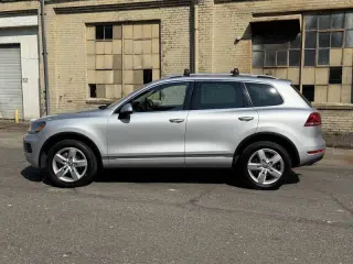 2012 Volkswagen Touareg VR6 Sport